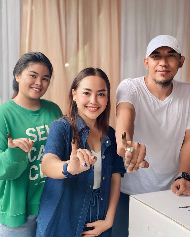 Instagram.com/nina_mpokalpa